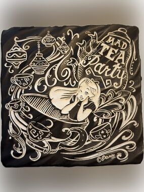 DISNEY ALICE IN WONDERLAND COASTER